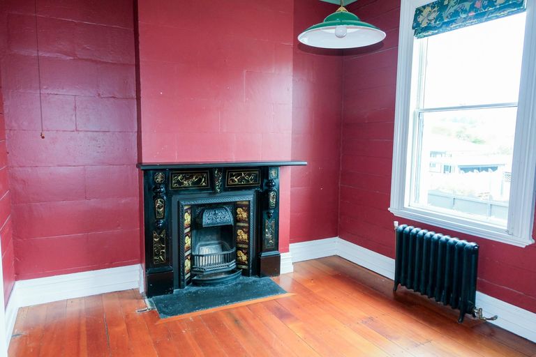 Photo of property in 1 Ure Street, South Hill, Oamaru, 9400