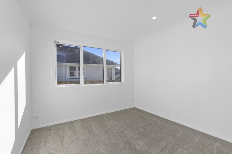 Photo of property in 2c Mayo Grove, Naenae, Lower Hutt, 5011