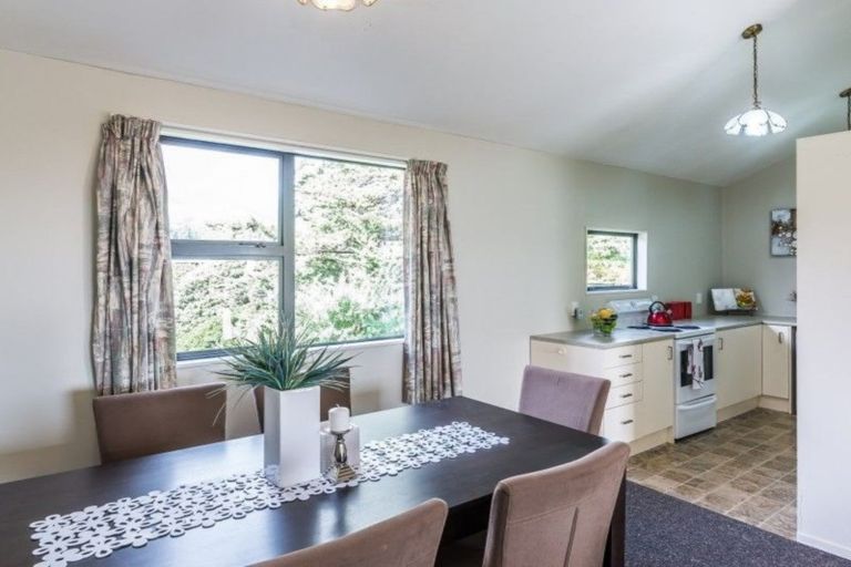 Photo of property in 7 Vera Lane, Paraparaumu, 5032
