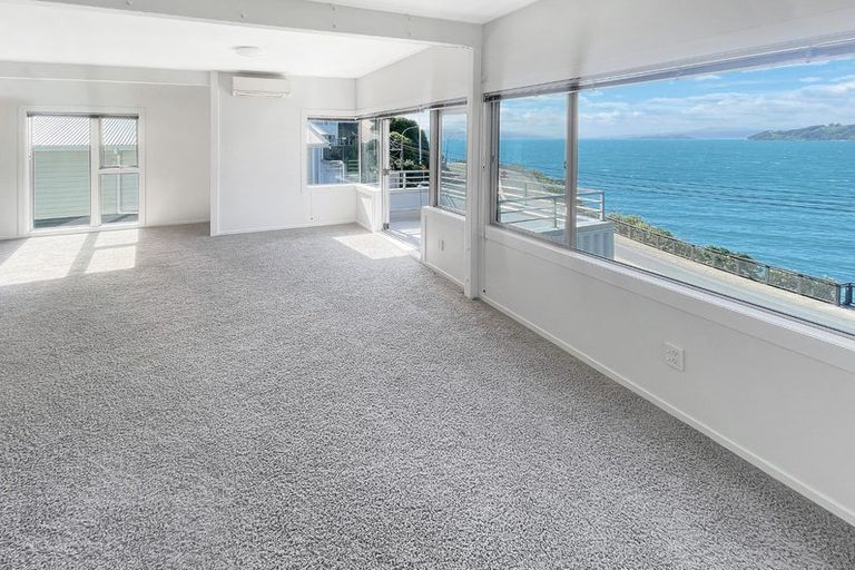 Photo of property in 130b Evans Bay Parade, Roseneath, Wellington, 6021