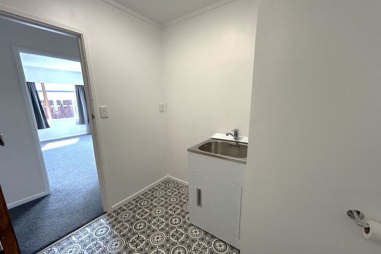 Photo of property in 2/17 Ranfurly Street, Tamatea, Napier, 4112