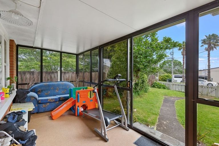 Photo of property in 78a Swanson Road, Henderson, Auckland, 0610