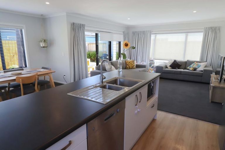 Photo of property in 4 Grovedale Square, Wainuiomata, Lower Hutt, 5014