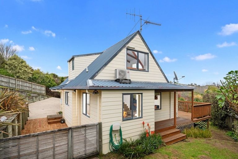 Photo of property in 12 Zachary Place, Welcome Bay, Tauranga, 3112