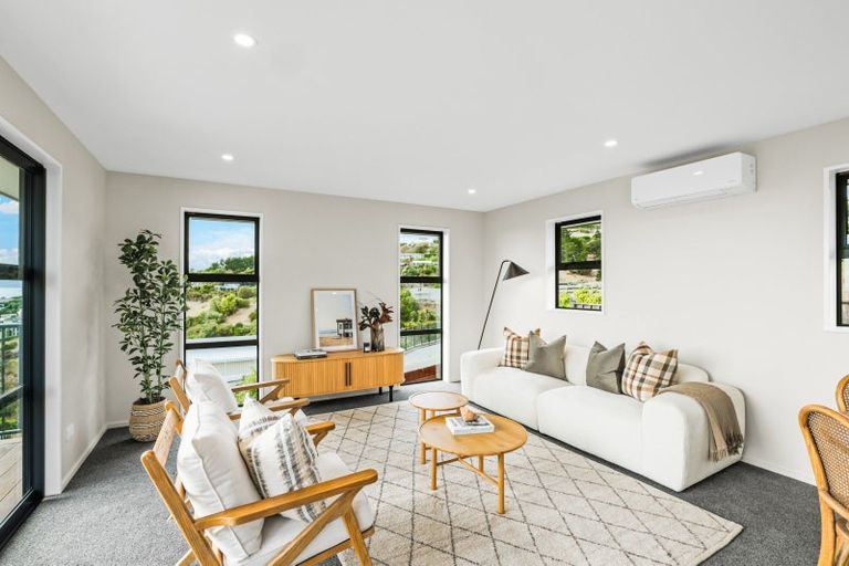 Photo of property in 223b Mount Pleasant Road, Mount Pleasant, Christchurch, 8081