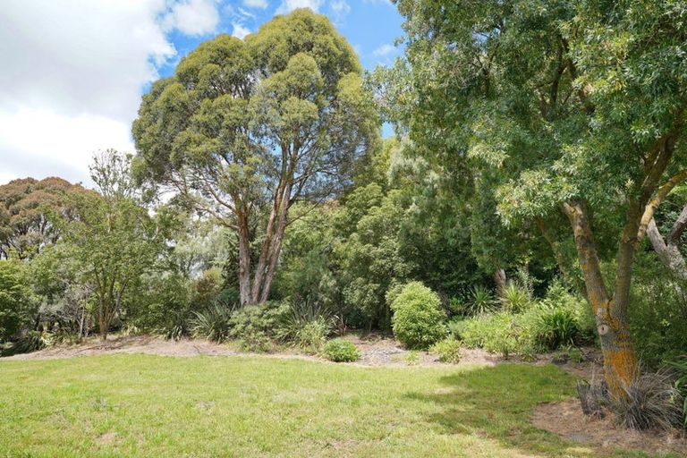 Photo of property in 11 Saddle Vale Rise, Halswell, Christchurch, 8025
