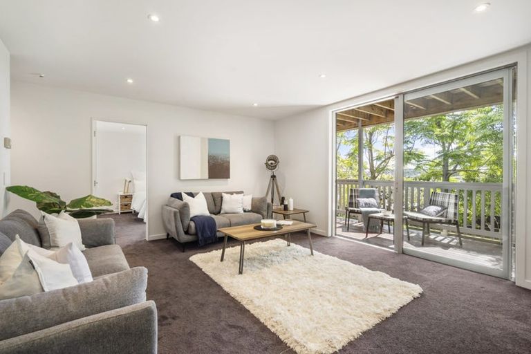 Photo of property in 1/14 Rothesay Bay Road, Rothesay Bay, Auckland, 0630