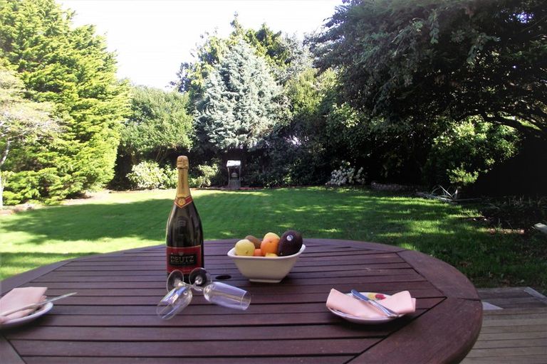 Photo of property in 147 Gala Street, Queens Park, Invercargill, 9810