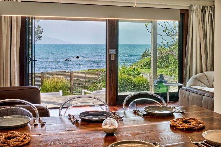 Photo of property in 5 Ocean Parade, Pukerua Bay, 5026