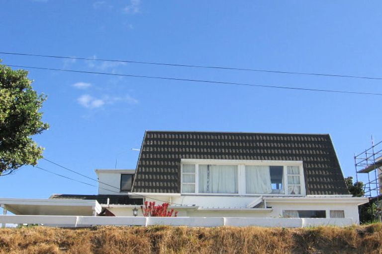 Photo of property in 129 Nevay Road, Miramar, Wellington, 6022