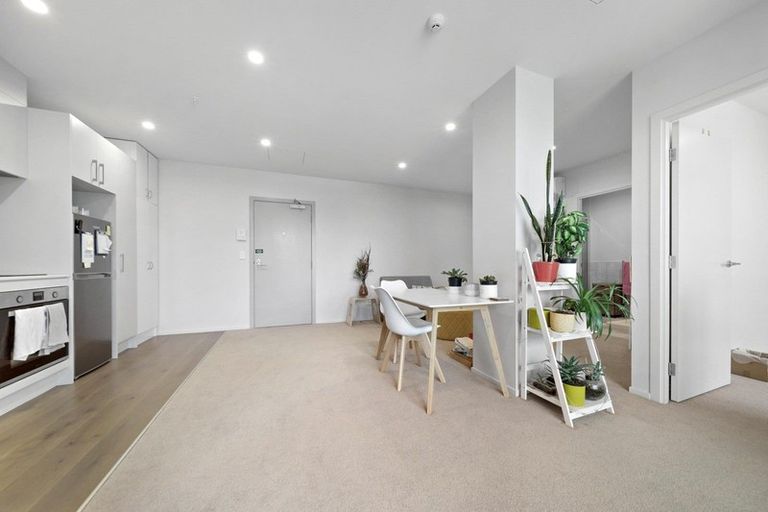 Photo of property in 402/18 Mountain Ash Drive, Frankton, Queenstown, 9300