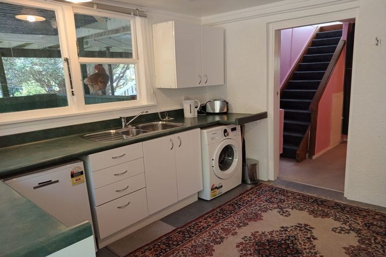 Photo of property in 16 Toroa Road, Otaihanga, Paraparaumu, 5036