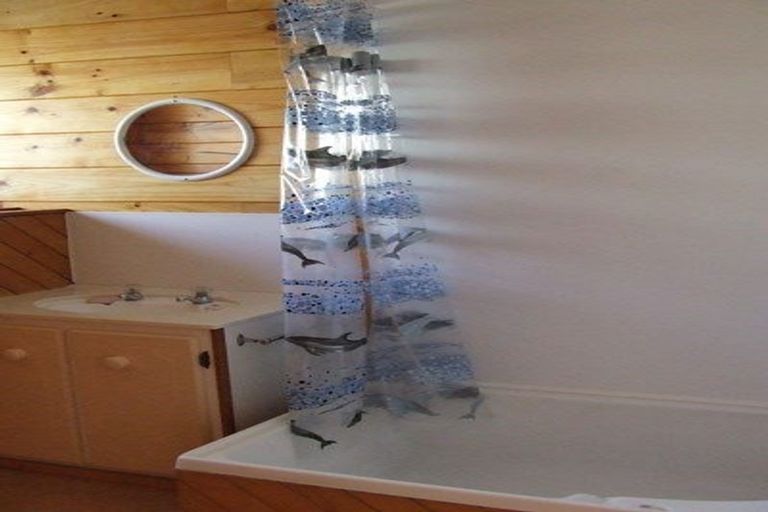 Photo of property in 14a Fenchurch Grove, Stokes Valley, Lower Hutt, 5019