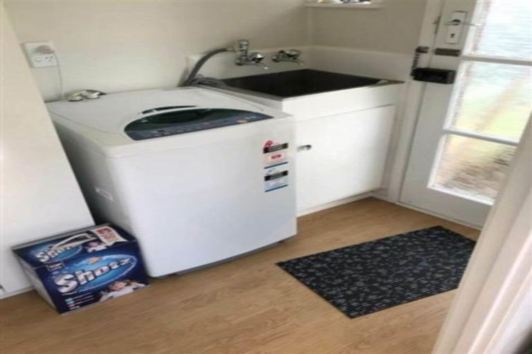 Photo of property in 1/78 Glamorgan Drive, Torbay, Auckland, 0630