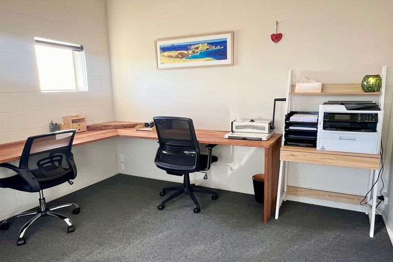 Photo of property in 1 Siesta Terrace, Gulf Harbour, Whangaparaoa, 0930