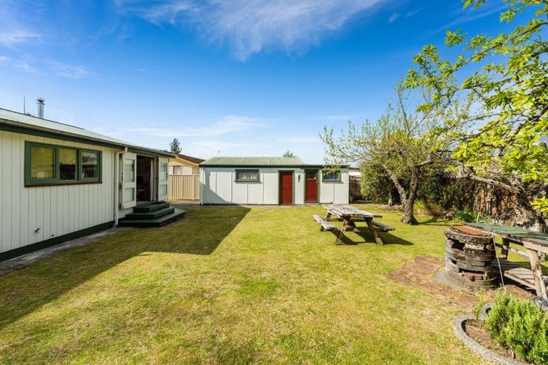 Photo of property in 16 Hingaia Street, Turangi, 3334