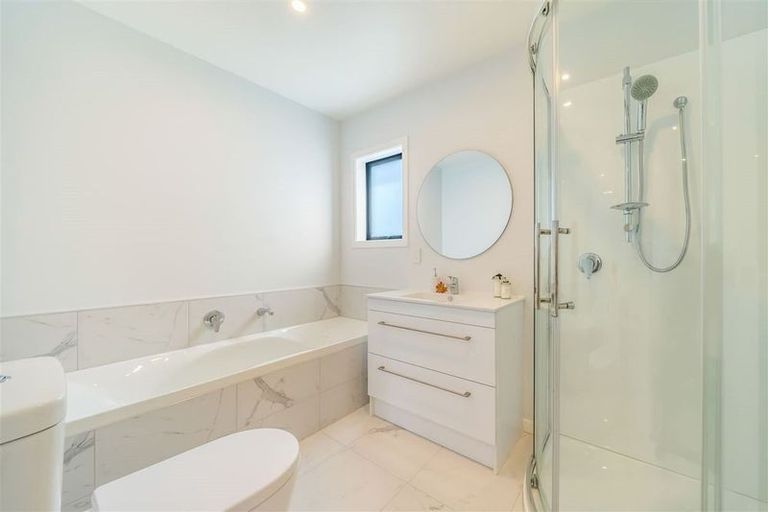 Photo of property in 47e Pine Avenue, Ebdentown, Upper Hutt, 5018