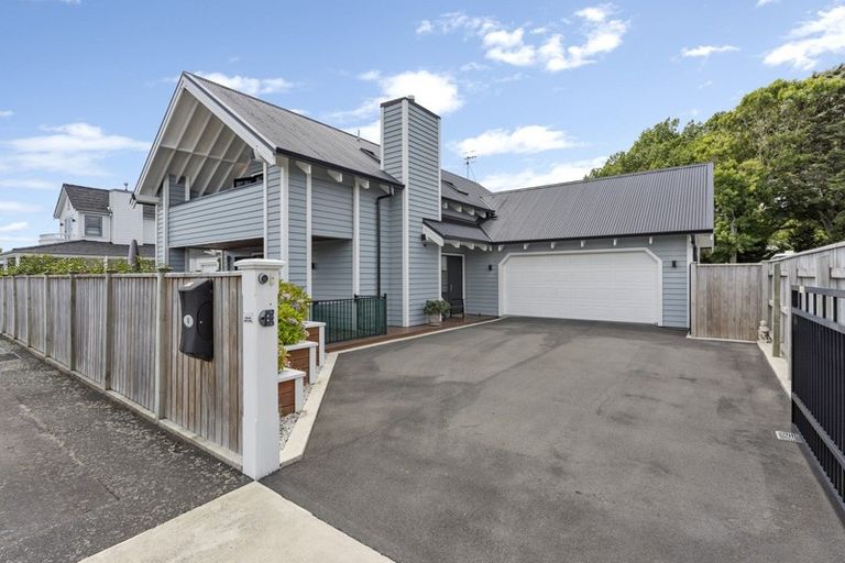 Photo of property in 5 Colombo Street, Hokowhitu, Palmerston North, 4410