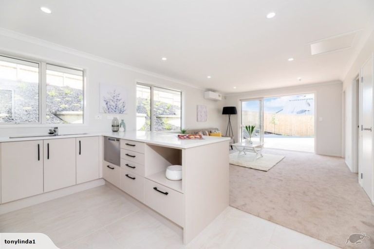 Photo of property in 45 Kahawairahi Drive, Beachlands, Auckland, 2018