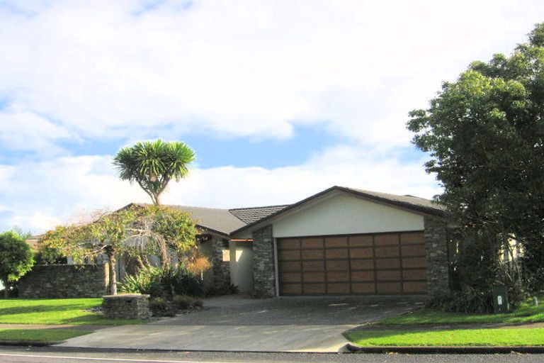 Photo of property in 153 Fisher Parade, Farm Cove, Auckland, 2012