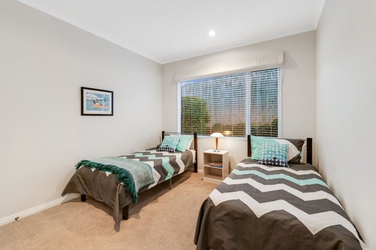 Photo of property in 225 Millwater Parkway, Silverdale, 0932