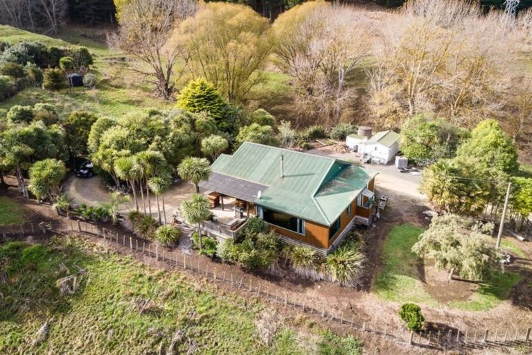 Photo of property in 122 Waipunga Road, Eskdale, Napier, 4181