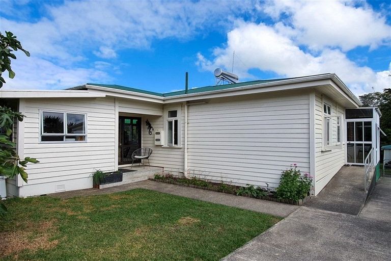 Photo of property in 33 Settlement Road, Kawakawa, 0210