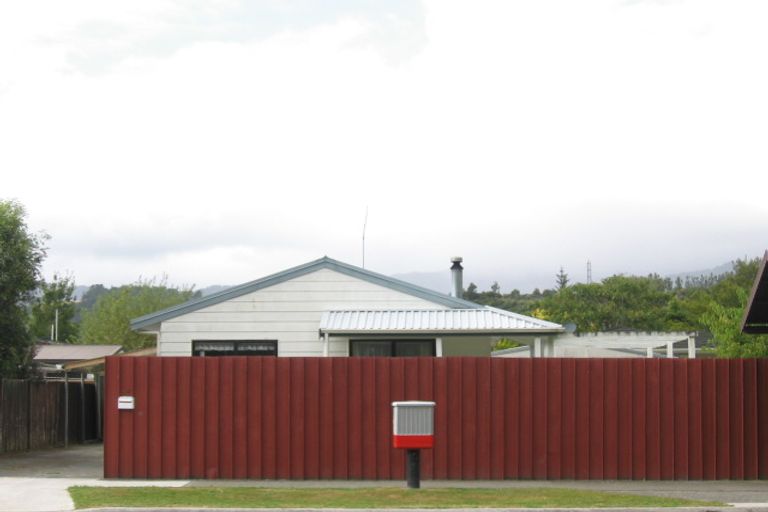 Photo of property in 168 Akatarawa Road, Birchville, Upper Hutt, 5018