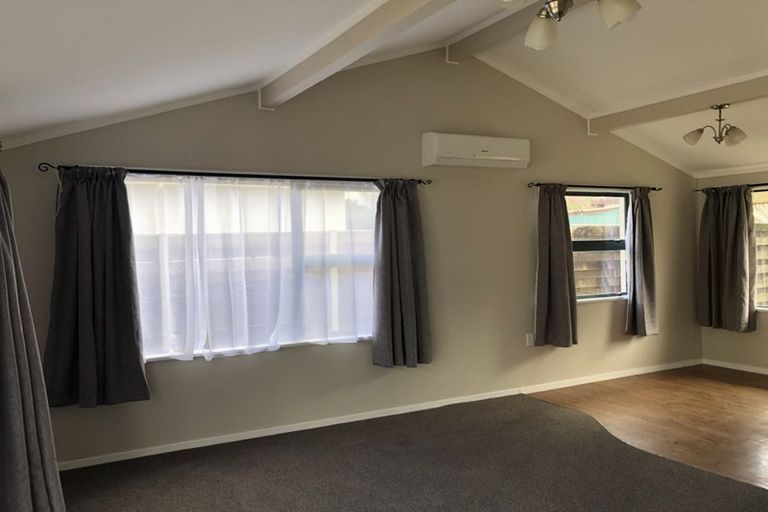 Photo of property in 220 Sandwich Road, St Andrews, Hamilton, 3200