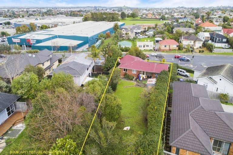 Photo of property in 1a Lunn Avenue, Mount Wellington, Auckland, 1072