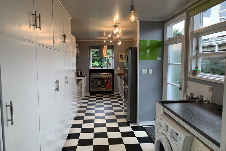 Photo of property in 12 Watson Drive, Paraparaumu Beach, Paraparaumu, 5032