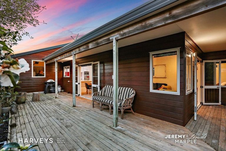 Photo of property in 21a Willerton Avenue, New Lynn, Auckland, 0600