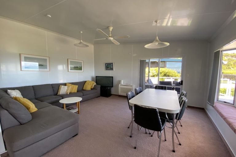 Photo of property in 1110 Abel Tasman Drive, Ligar Bay, Takaka, 7183