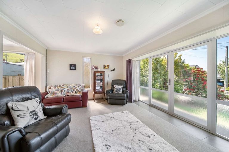 Photo of property in 4 Kaira Street, Sawyers Bay, Port Chalmers, 9023