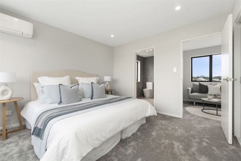 Photo of property in 39 Matakohe Road, Westgate, Auckland, 0814