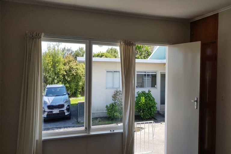Photo of property in 14 Carl Avenue, Havelock North, 4130
