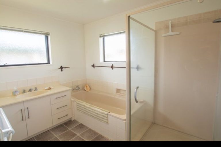 Photo of property in 17b Laing Place, Otumoetai, Tauranga, 3110