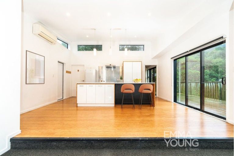 Photo of property in 55 Jackson Street, Island Bay, Wellington, 6023