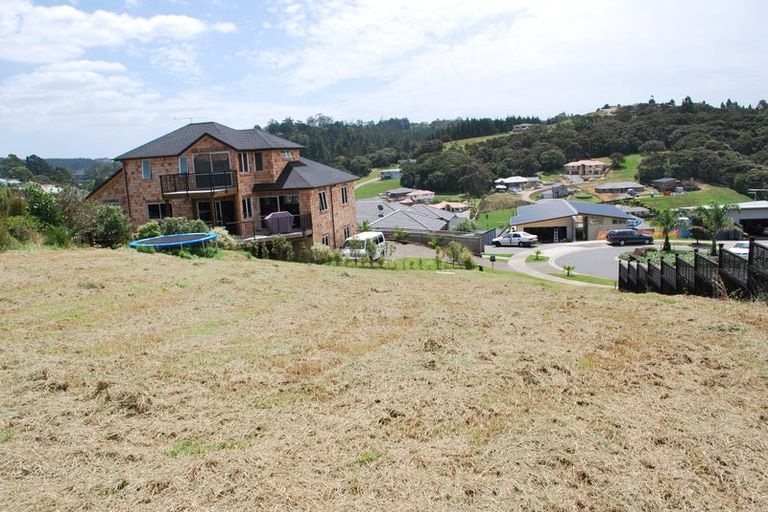 Photo of property in 67 Hawaiian Parade, Arkles Bay, Whangaparaoa, 0932