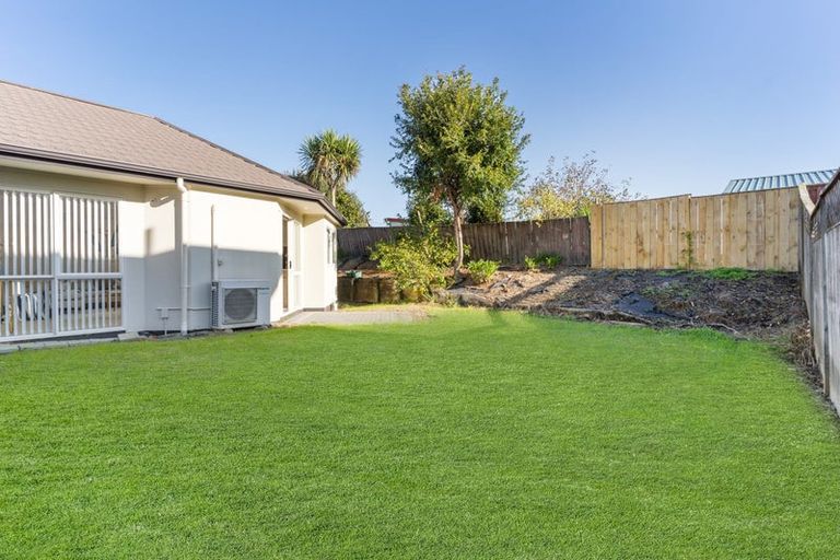 Photo of property in 3/8 Saints Court, Manurewa, Auckland, 2102