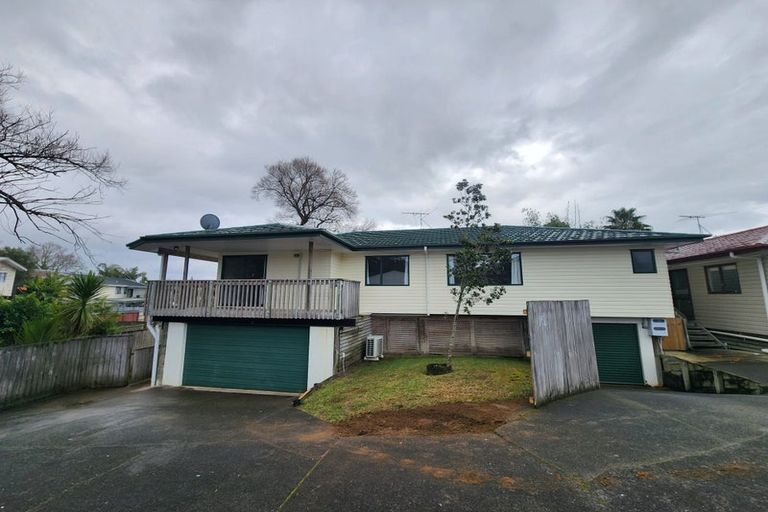 Photo of property in 53 Woodglen Road, Glen Eden, Auckland, 0602