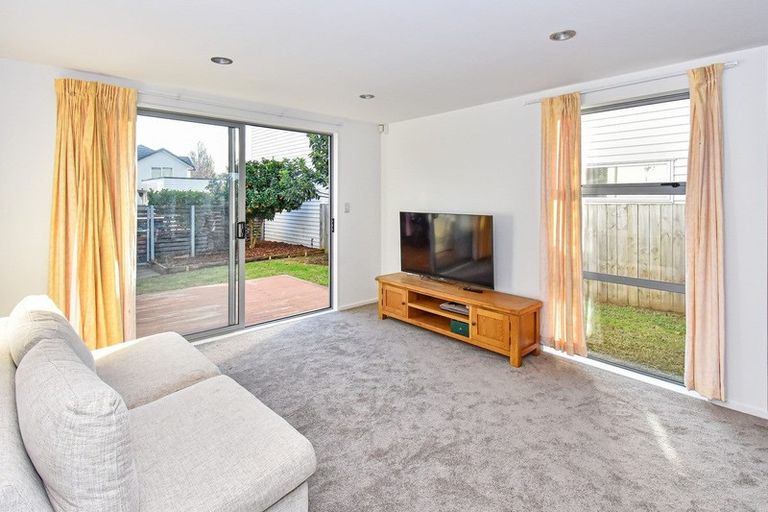 Photo of property in 176 Porchester Road, Takanini, 2112