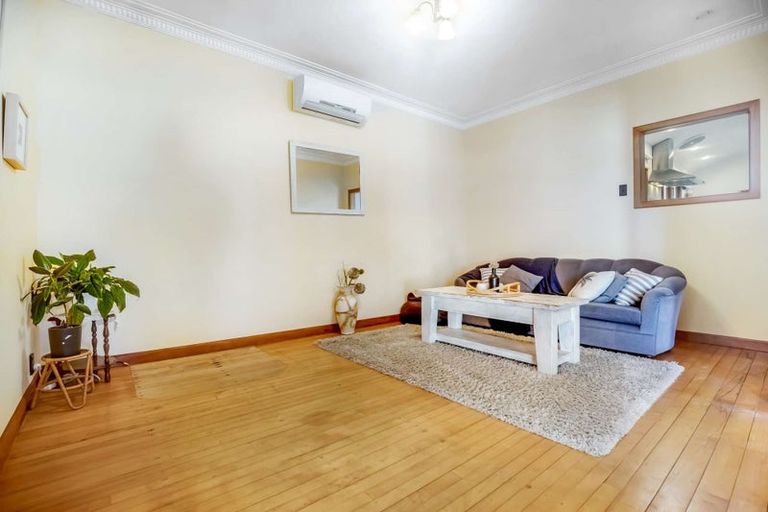 Photo of property in 17 Howden Street, Waiuku, 2123