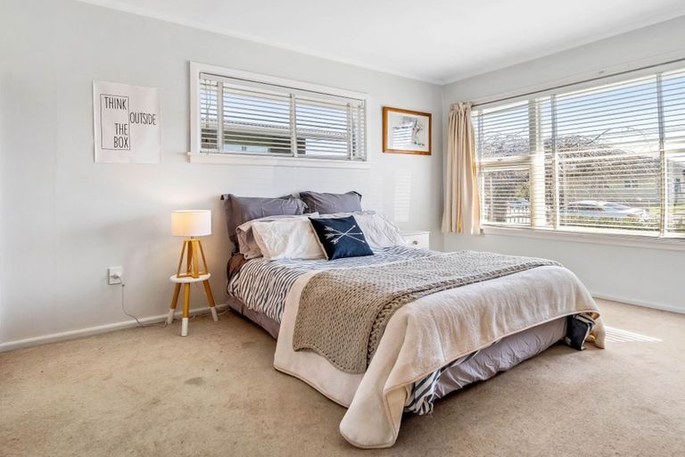 Photo of property in 62 Coopers Road, Dallington, Christchurch, 8061