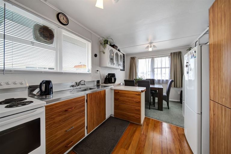 Photo of property in 20 Reid Avenue, Hawera, 4610