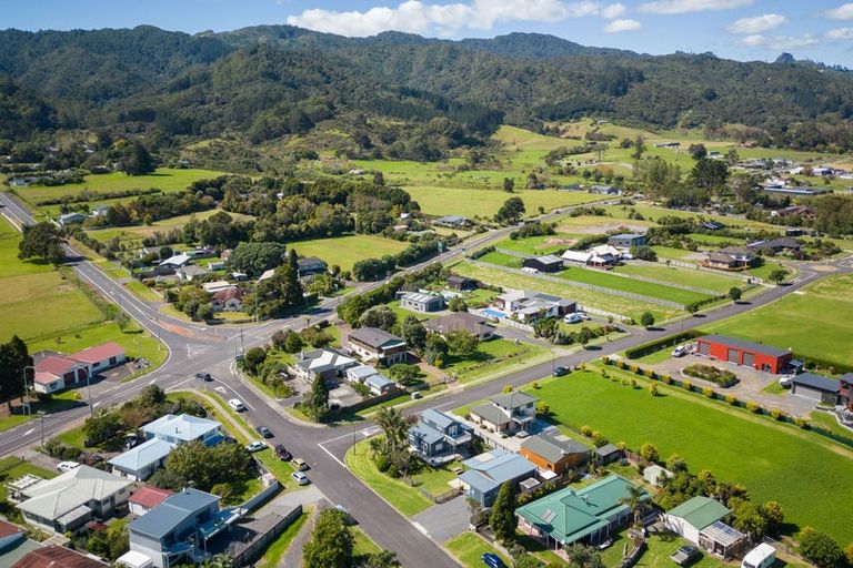 Photo of property in 2 Koromiko Drive, Coromandel, 3506