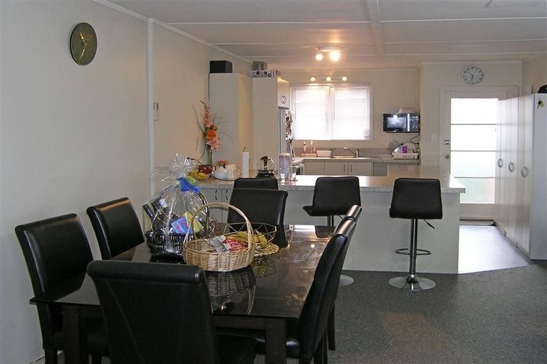 Photo of property in 1 Keys Street, Elderslea, Upper Hutt, 5018