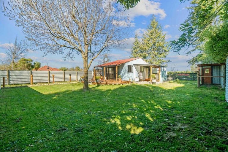 Photo of property in 9 Cross Street, Coalgate, 7673