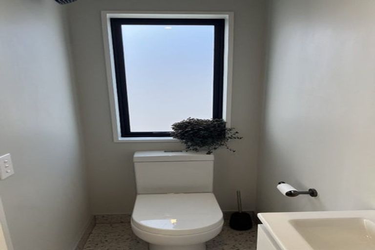 Photo of property in 4c Rawhiti Avenue, New Brighton, Christchurch, 8083