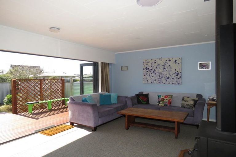 Photo of property in 23 Ngahue Crescent, Carters Beach, Westport, 7825